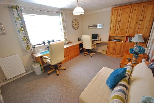 BEDROOM 2: