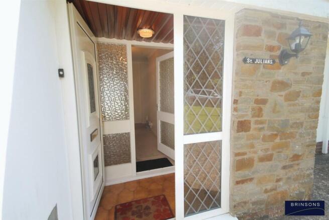 ENTRANCE PORCH (1).jpg