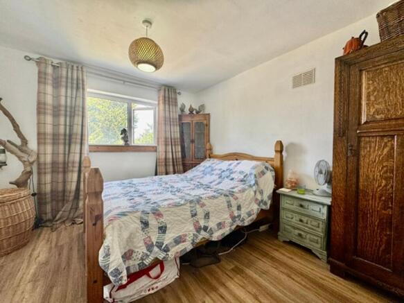 Brays Road, Luton, LU2 photo 5