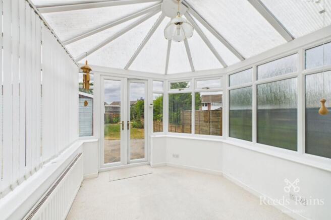 3 bed Semi-Detached for sale Image 12