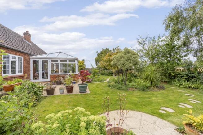 Chridore Cottage (Boston)-10