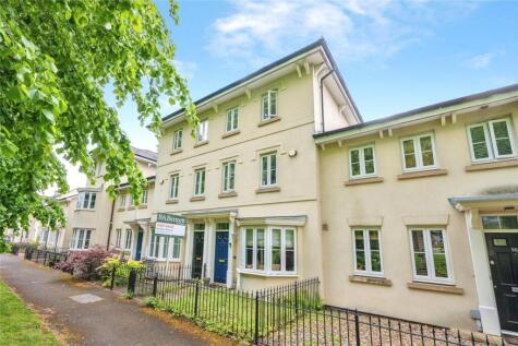Beaurevoir Way, Warwick, Warwickshire, CV34