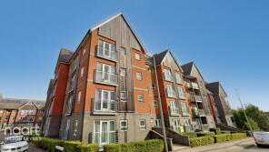 18, 10 Coleman House, Watling Street, Milton Keynes MK2 2AW