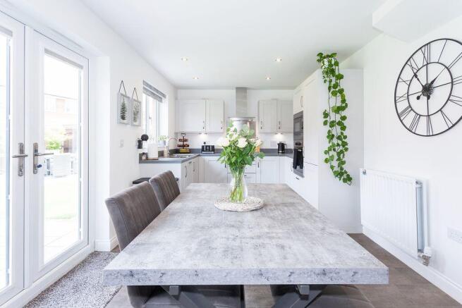 KITCHEN DINER