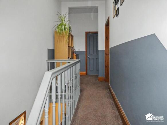 4 bed Terraced for sale Image 10