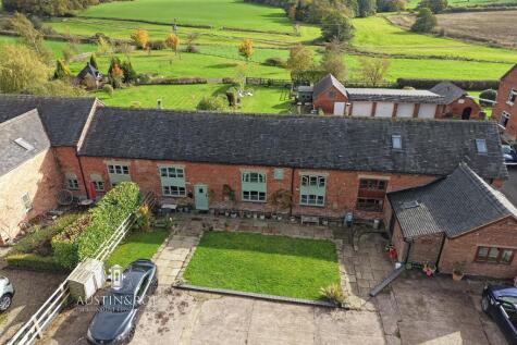Newcastle Road, Market Drayton, Shropshire, TF9 2EQ