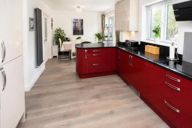Kitchen/Dining Room