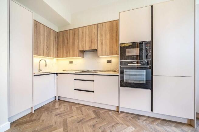Callcott Road, Brondesbury Park photo 3