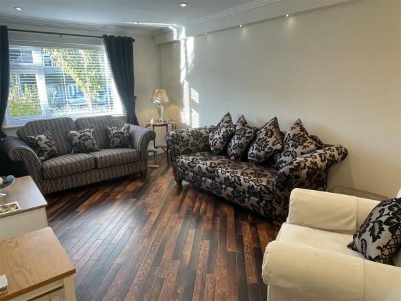 Sitting Room.JPG