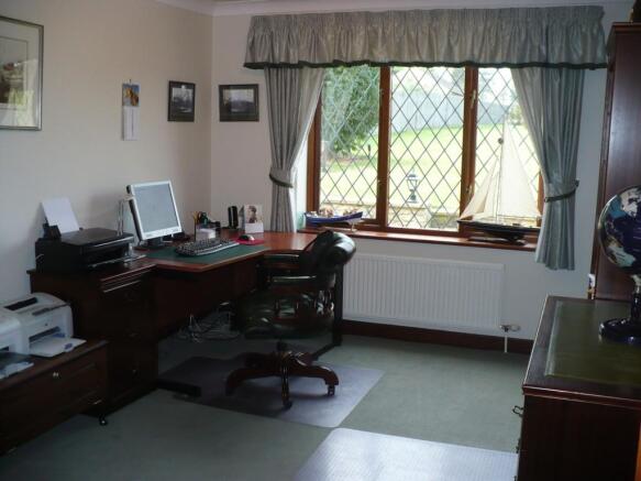 Photo 18