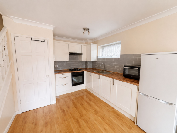 Loxley Court RM3