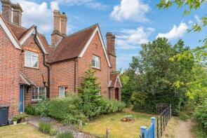 11, Village Road, Chenies WD3 6ED