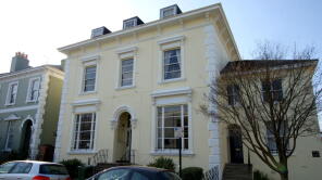 Flat 2, 11, Montpellier Grove, Cheltenham GL50 2XB