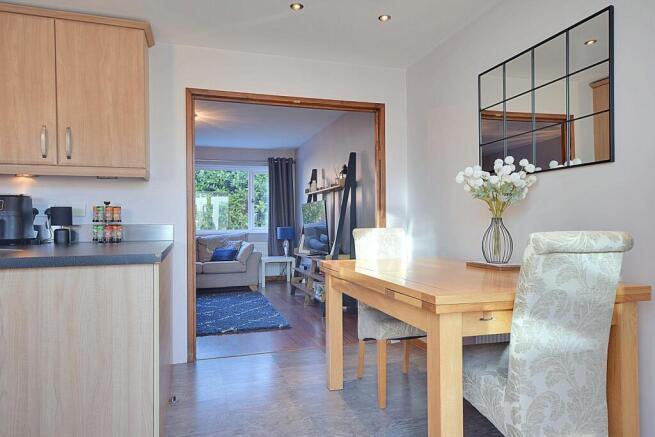 3 bed Semi-Detached for sale Image 8