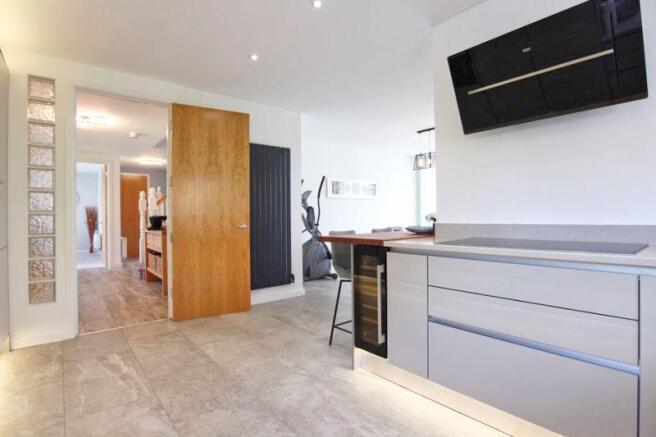 Kitchen/Breakf...