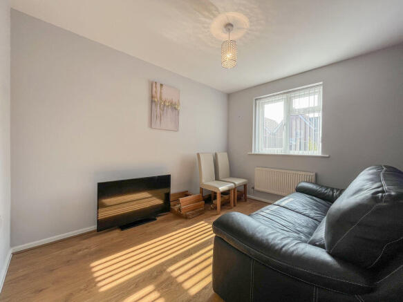 SITTING ROOM/BEDROOM THREE
