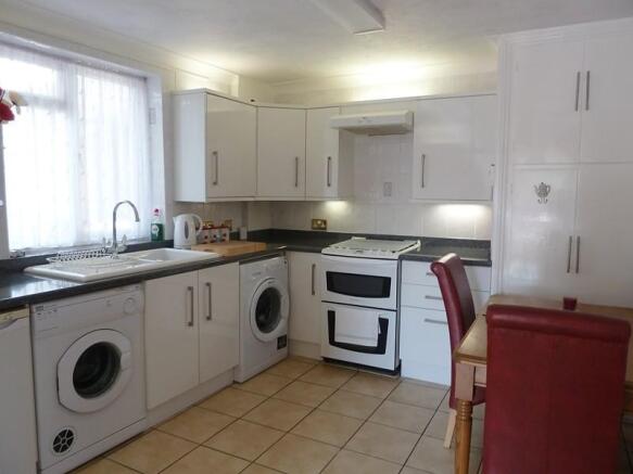 Kitchen / Breakfast 