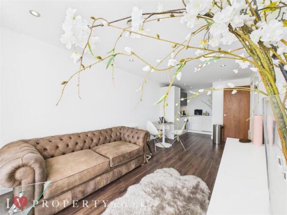 CAM05016G0-PR0113-ST