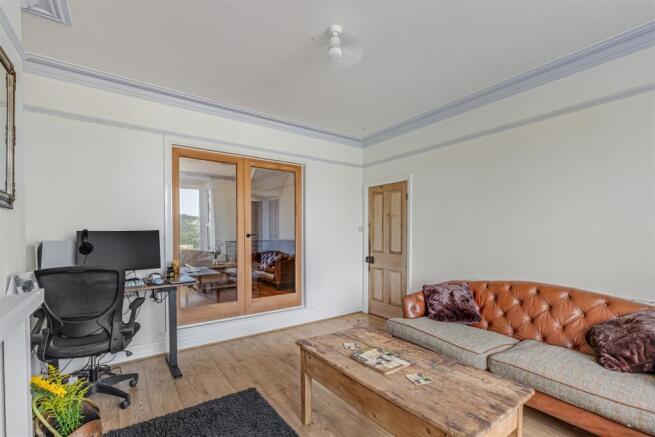 3 bed Terraced for sale Image 4