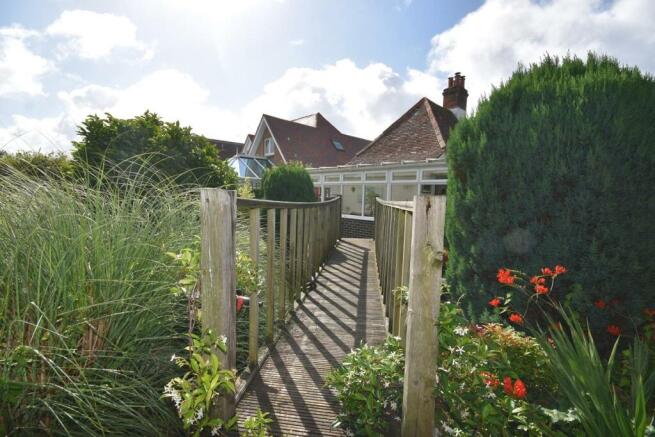 Garden bridge.JPG