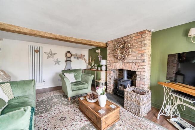Holly Cottage, 20 Forest Road, Hartwell (e) (23).j
