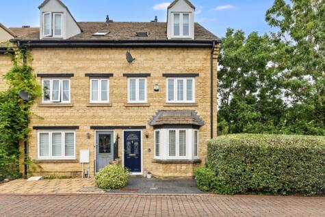 21 Grangers Place, Witney