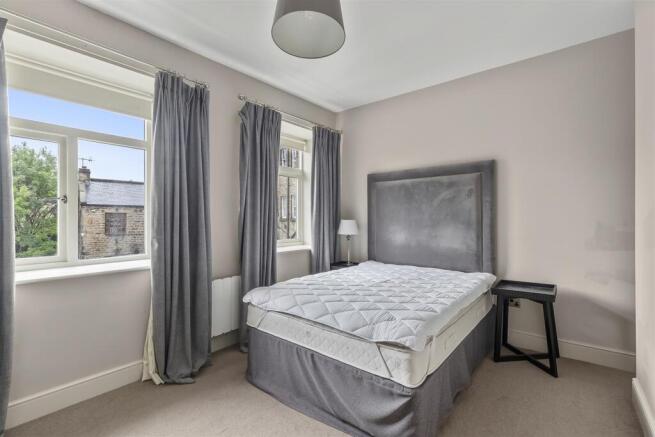 1 bed Apartment for sale Image 8