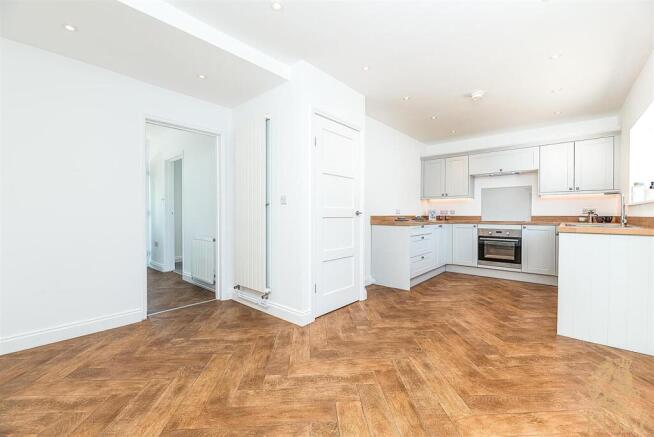 6 Vine Crescent, Sandiacre  (17 of 39).jpg