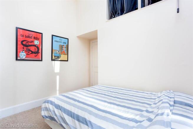 bedroom 2a.jpg