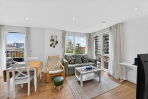 30, 1 Southmere House, Highland Street, Stratford, London E15 2ZG