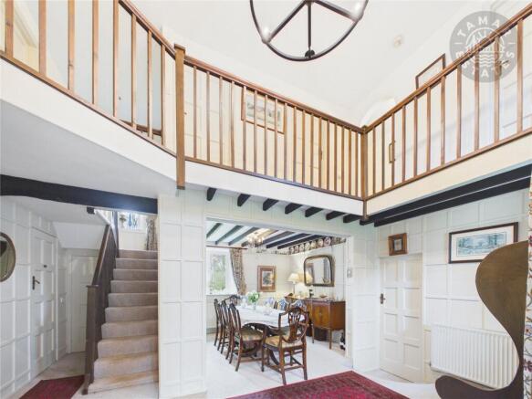 Entrance/Dining Room