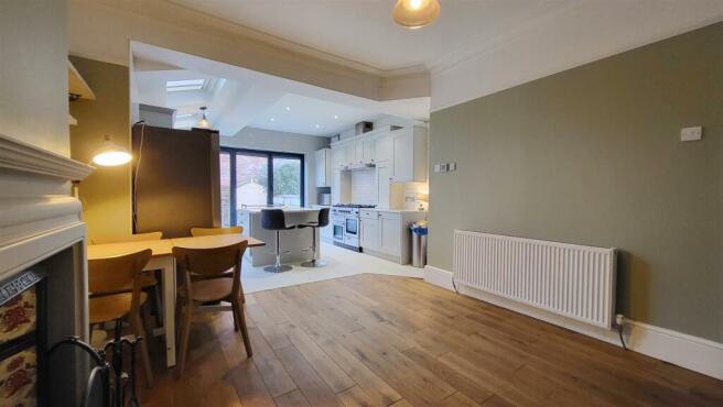 Open plan Lounge