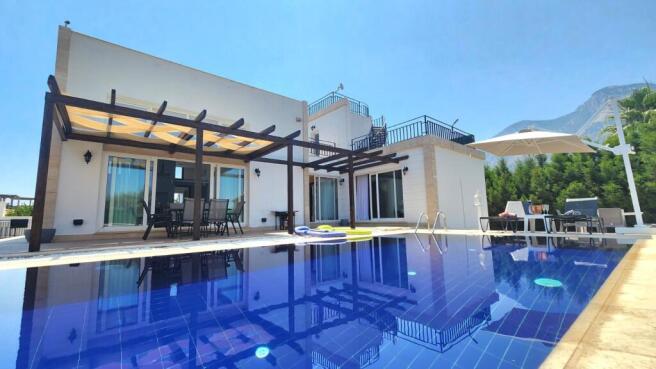 Amazing Three Bedroom Fully Furnished Villa with Private Swimming Pool Image 9999 1