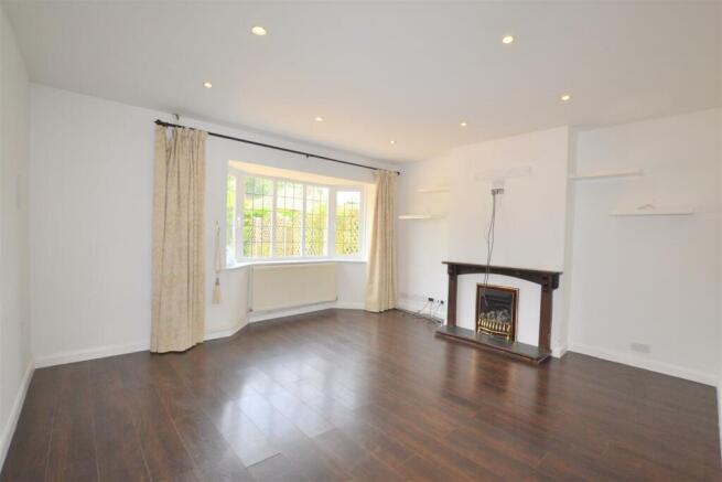 Living Room.jpg