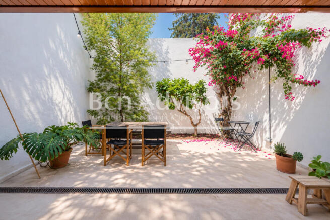 maravillosa-y-encantadora-vivienda-con-jardin-p...