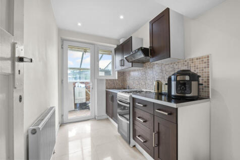 Bushey Road, Raynes Park, SW20