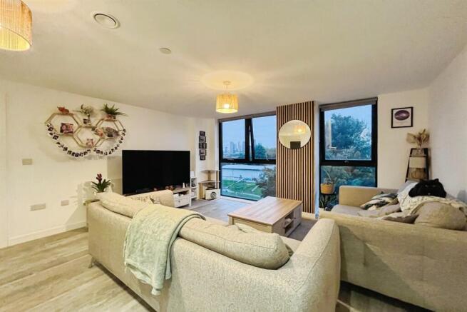 Open Kitchen/Living/
