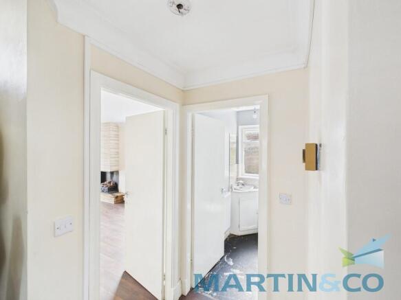 CAM01870G0-PR0191...