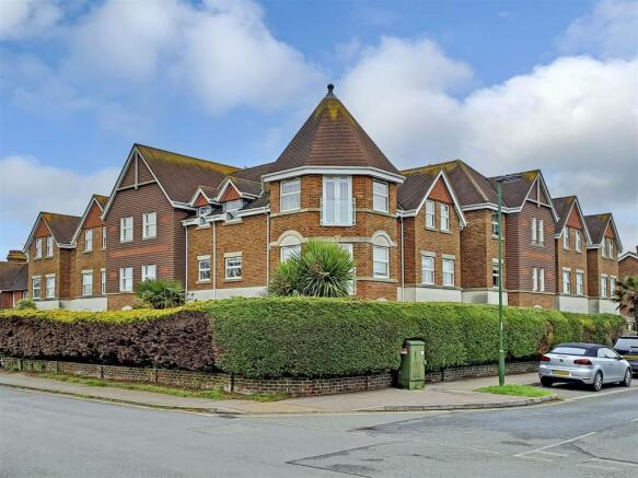 Corner of Manor Road & Sea Road