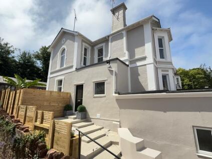 Walnut Road, Torquay, TQ2
