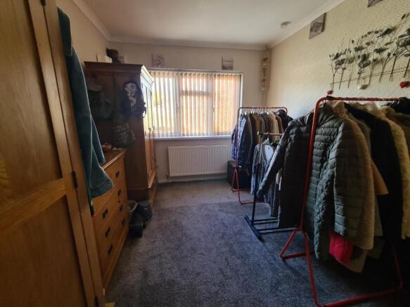Bedroom (Downstairs)