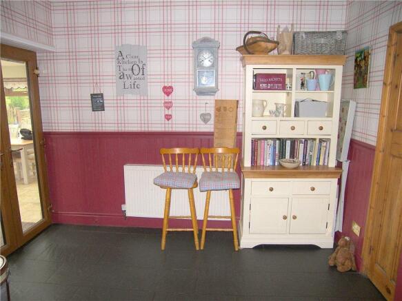 Kitchen Dining Area