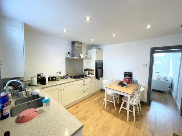 Kitchen diner