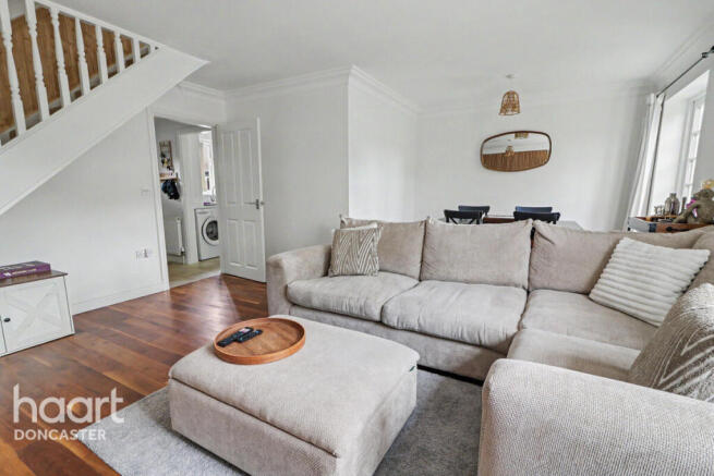 3 bed Terraced for sale Image 12