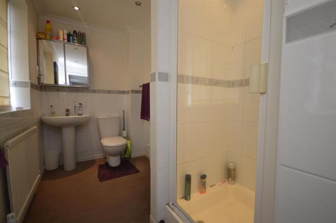 ENSUITE SHOWER ROOM