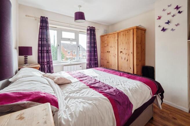 3 bed Semi-Detached for sale Image 6