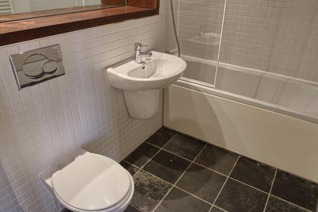 1 bed Apartment to rent Image 9