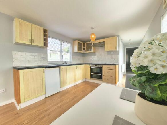 Lounge/Kitchen