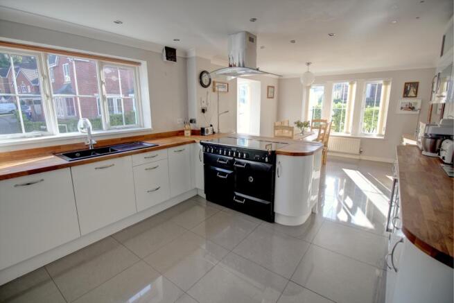 Kitchen 1