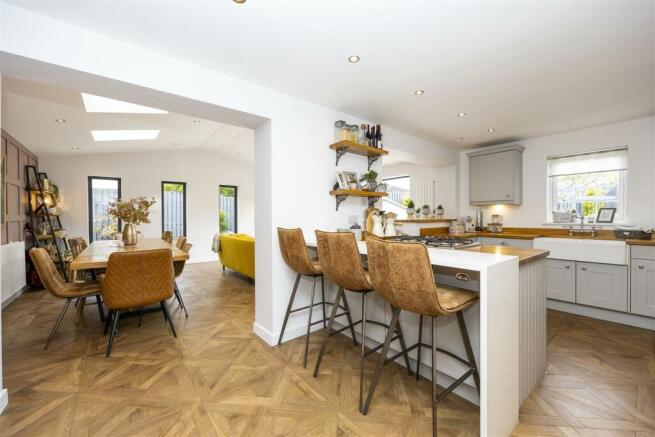 33_CLADDENS_PLACE_LENZIE_019.JPG